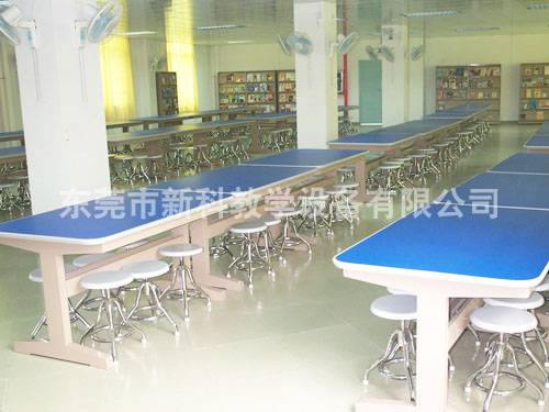 <a href='http://www.jinfengmiye.com/chanpin/110-1.html' target='1' style='font-size:18px; font-weight:bold; color:#000000;'>圖書閱覽室</a>8