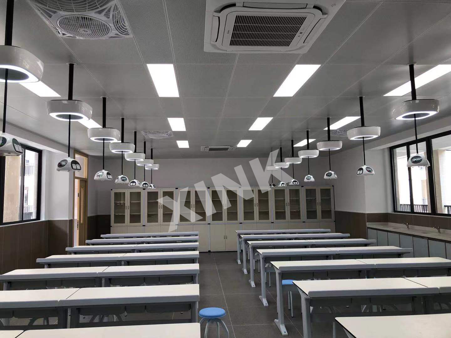 <a href='http://www.jinfengmiye.com/' target='1' style='font-size:14px; font-weight:bold; color:#0080ff;'>物理實驗室</a>