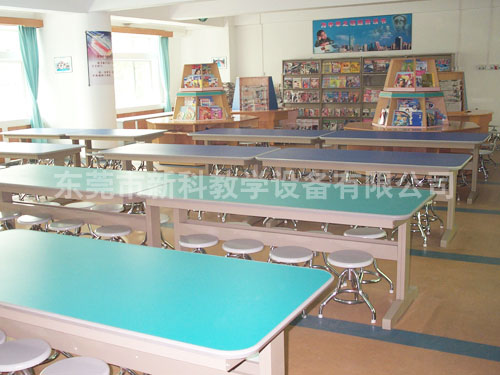 <a href='http://www.jinfengmiye.com/chanpin/110-1.html' target='1' style='font-size:18px; font-weight:bold; color:#000000;'>圖書閱覽室</a>7
