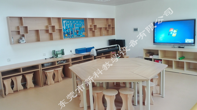 <a href='http://www.jinfengmiye.com' target='1' style='font-size:14px; font-weight:bold; color:#0080ff;'>創(chuàng)客實驗室</a>
