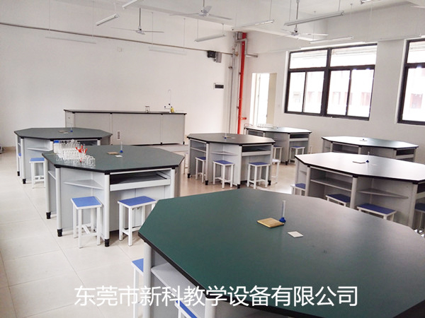 <a href='http://www.jinfengmiye.com/' target='1' style='font-size:14px; font-weight:bold; color:#0080ff;'>物理實驗室</a>設(shè)備