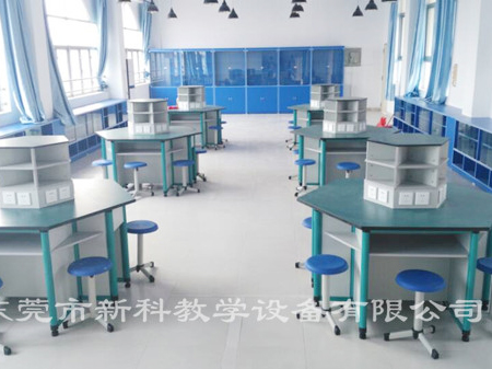 <a href='http://www.jinfengmiye.com/chanpin/60-1.html' target='1' style='font-size:18px; font-weight:bold; color:#000000;'>機(jī)器人功能室</a>3