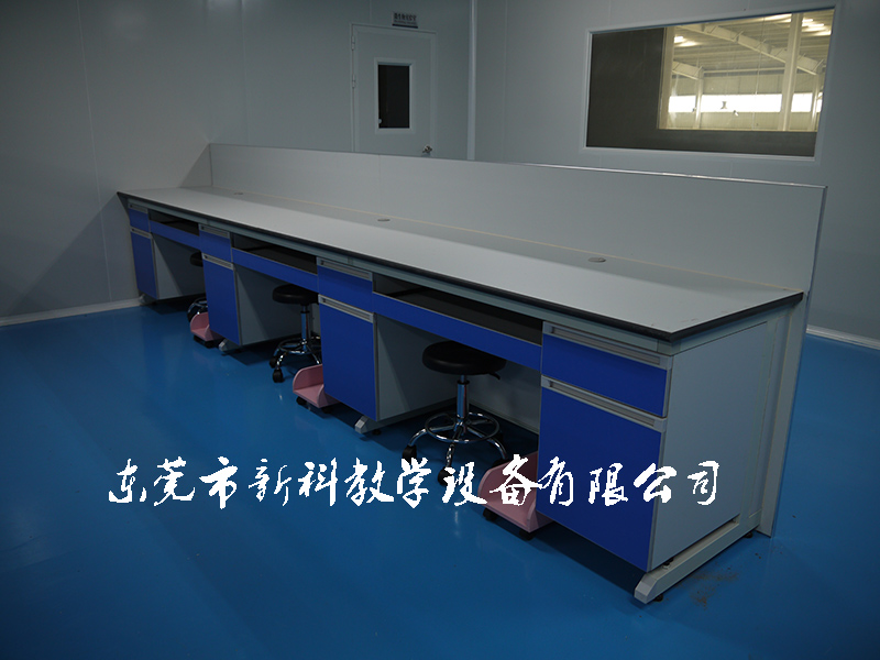 <a href='http://www.jinfengmiye.com/products/64-1.html' target='1' style='font-size:18px; font-weight:bold; color:#000000;'>實(shí)驗(yàn)室邊臺(tái)</a>案例